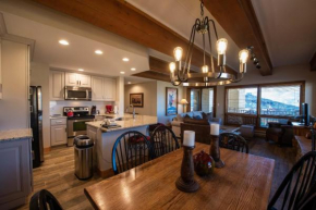 Mountain-Contemporary 2 Br Condo Condo